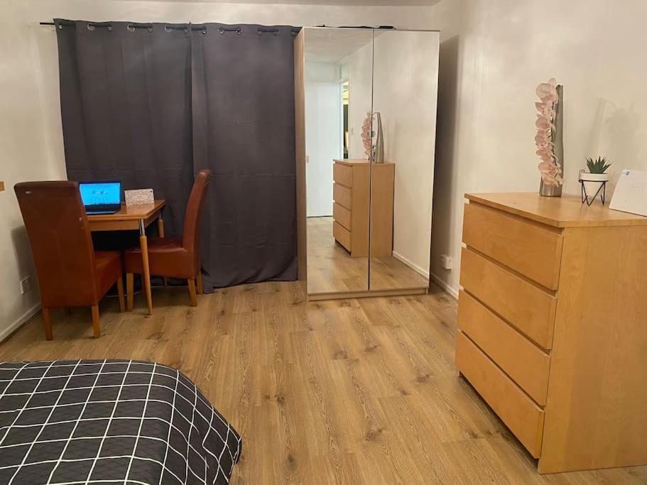 2 Bedroom Flat Camberwell Grove Londyn Zewnętrze zdjęcie