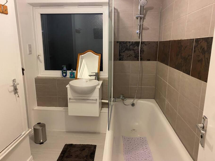2 Bedroom Flat Camberwell Grove Londyn Zewnętrze zdjęcie